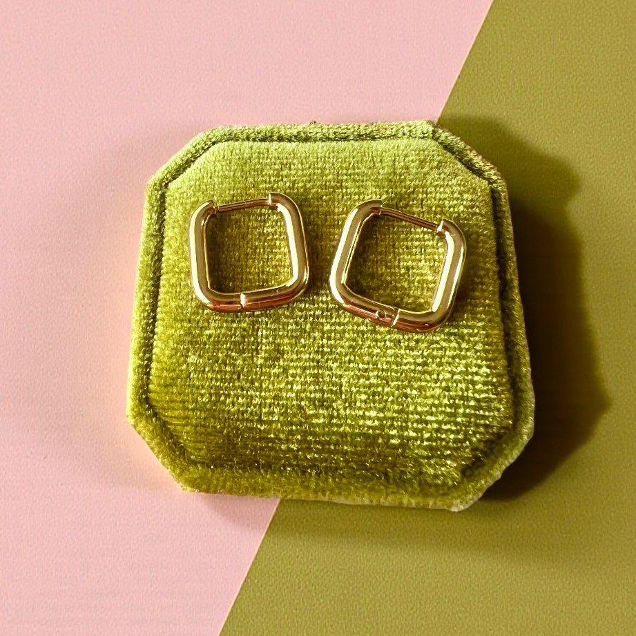 Mini Square Cozy Huggies